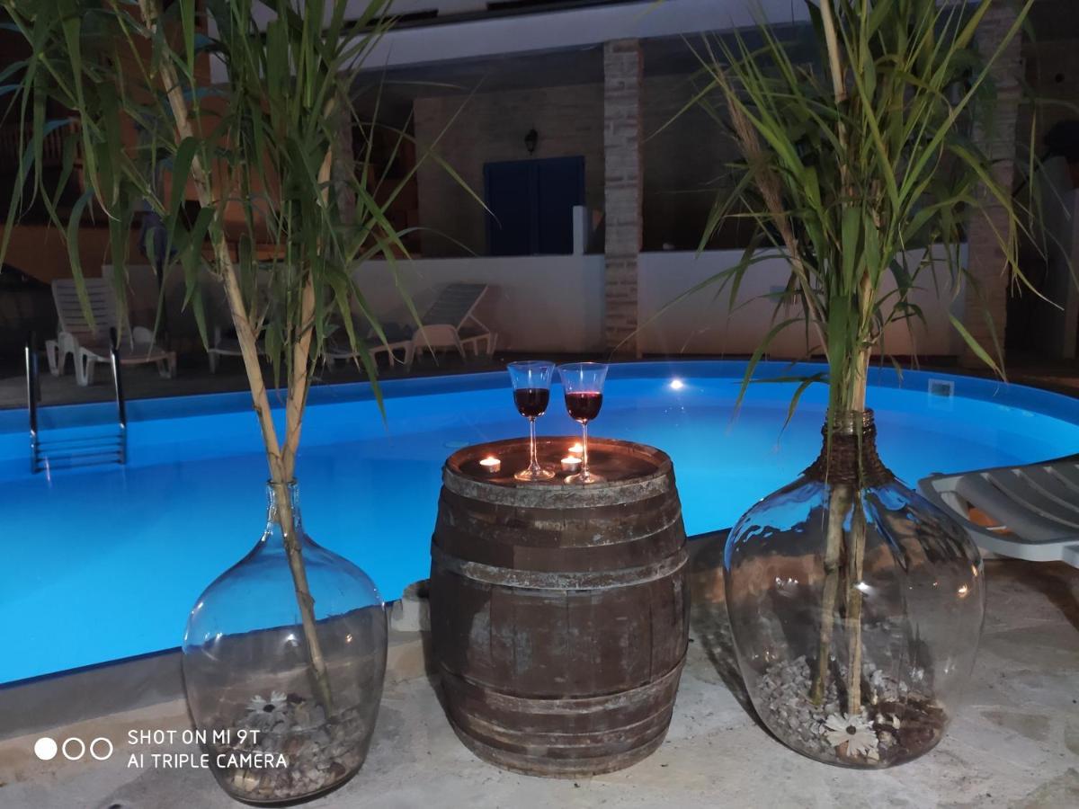 Vila Sentio Mare-Apartments Livaic Zeljko Pirovac Exteriér fotografie
