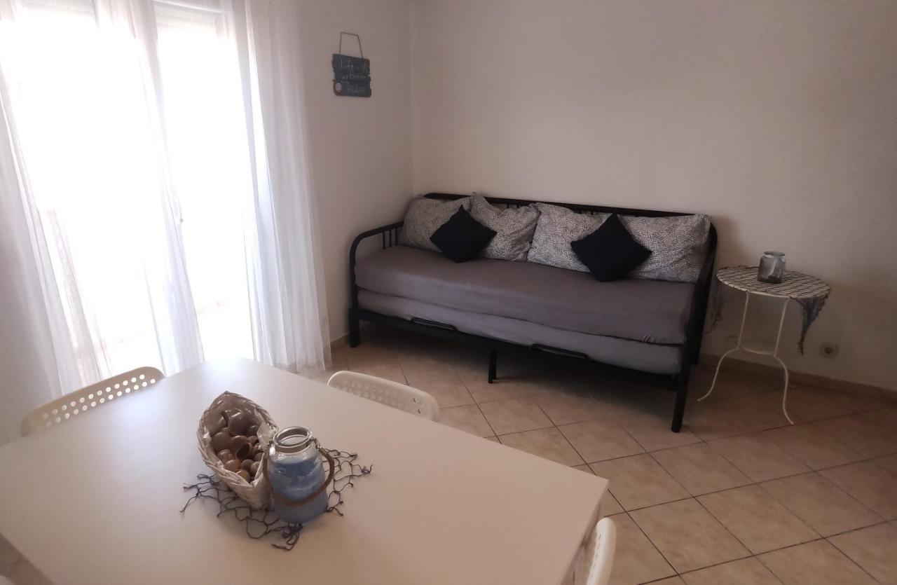 Vila Sentio Mare-Apartments Livaic Zeljko Pirovac Exteriér fotografie