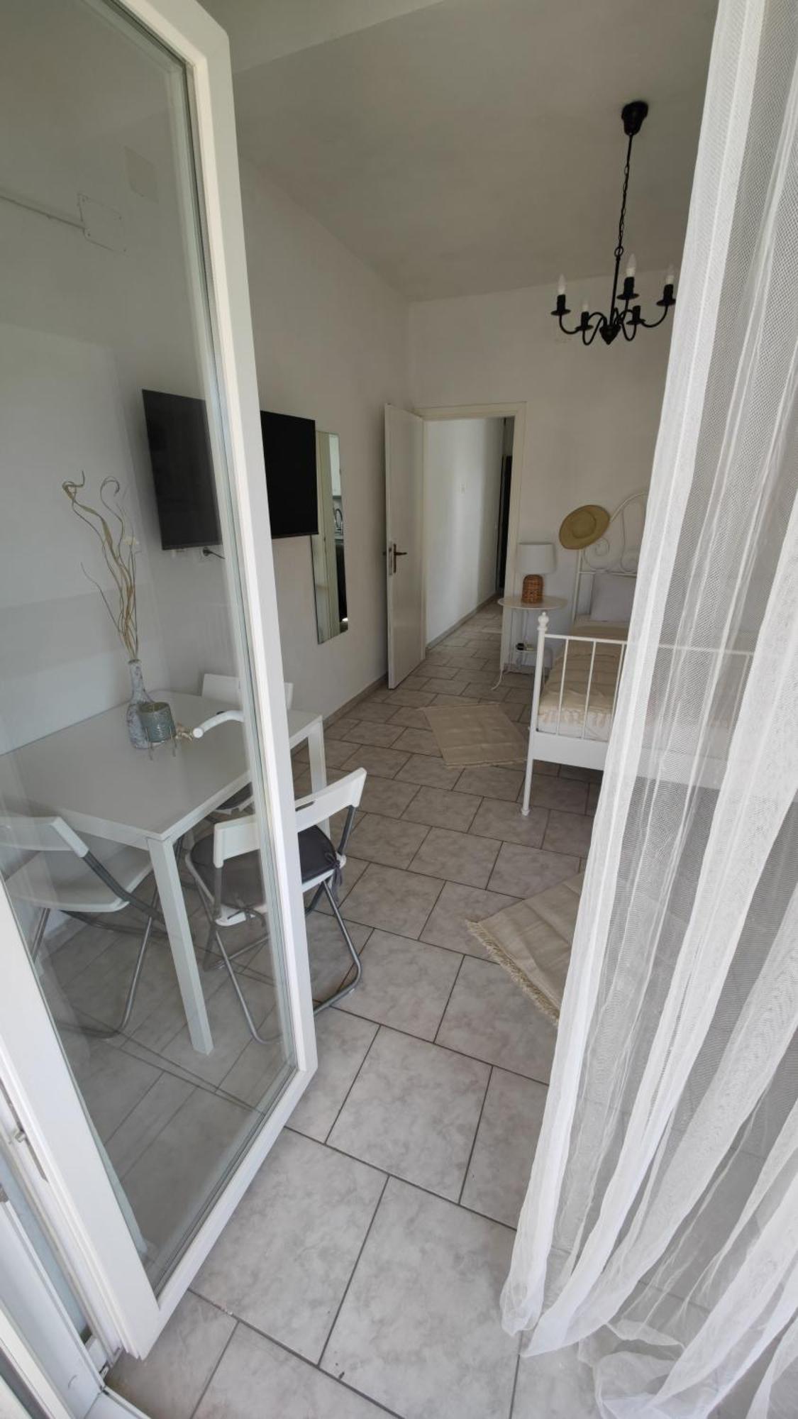Vila Sentio Mare-Apartments Livaic Zeljko Pirovac Exteriér fotografie