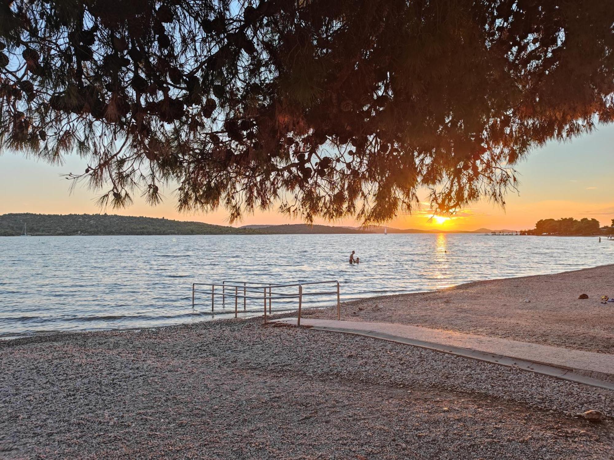 Vila Sentio Mare-Apartments Livaic Zeljko Pirovac Exteriér fotografie